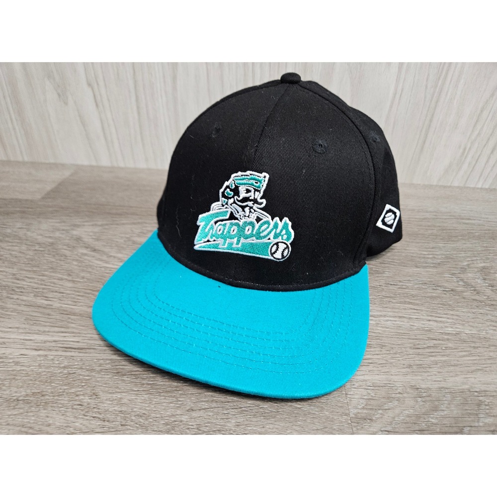 Edmonton Trappers Team Vintage Baseball Hat Black Teal Flat Brim Fitted Large